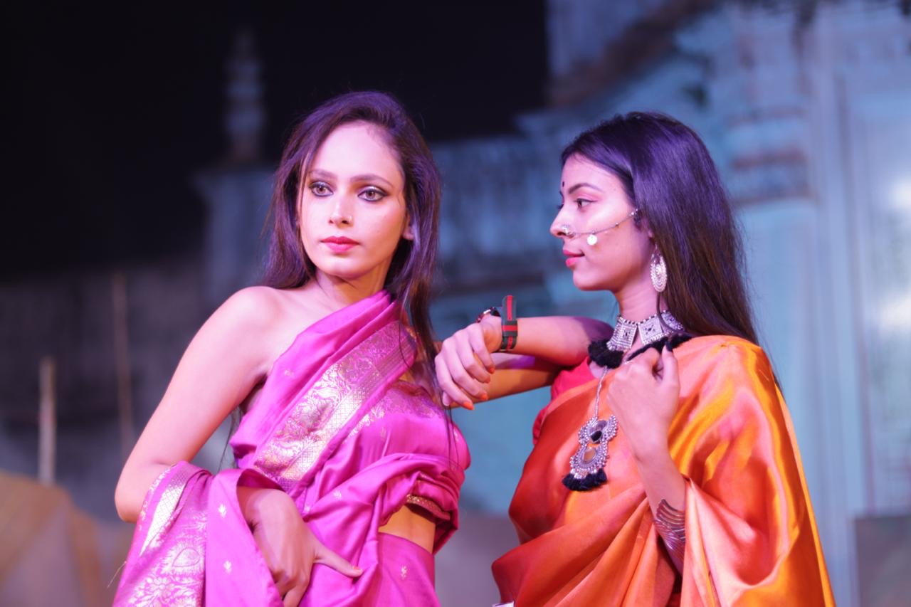 Models posing at Darbhanga fashion show runway 2020